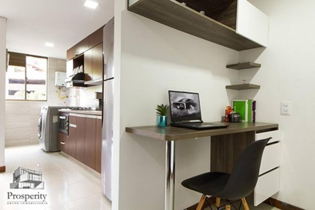 Cómodo Apartamento Cerca Al Poblado Medellín